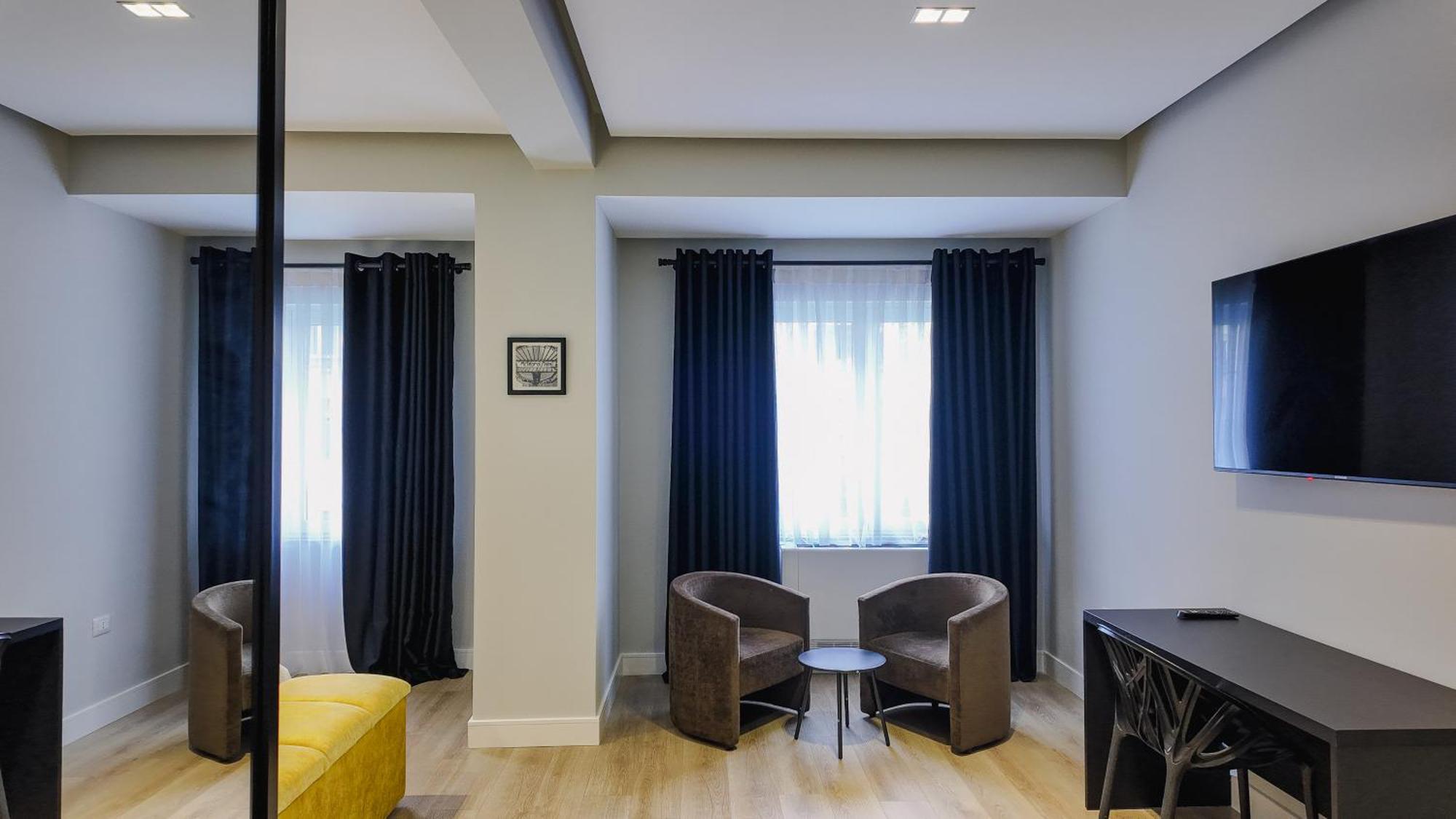 Oxygen Boutique Hotel ティラナ エクステリア 写真