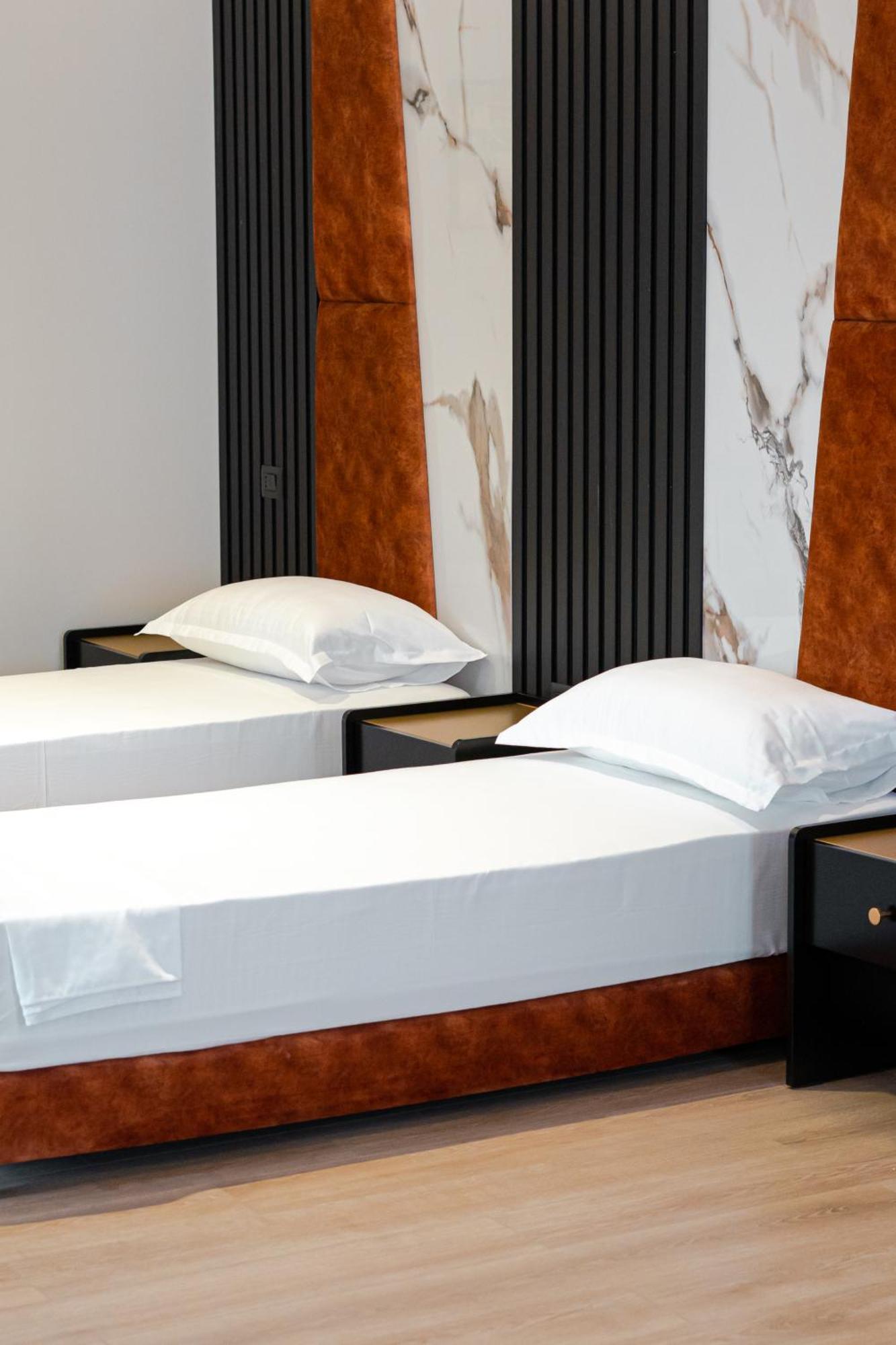 Oxygen Boutique Hotel ティラナ エクステリア 写真