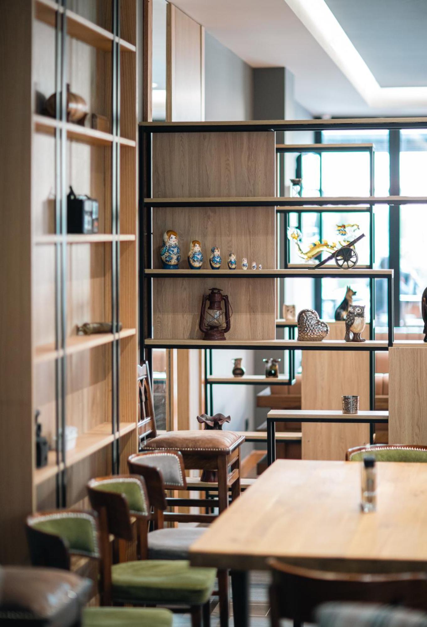Oxygen Boutique Hotel ティラナ エクステリア 写真