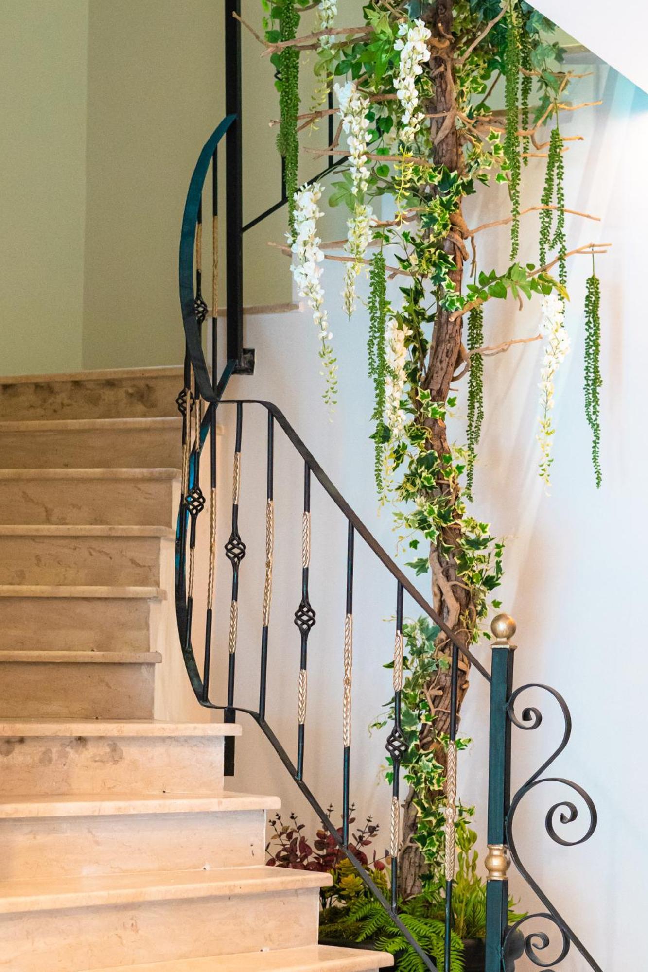 Oxygen Boutique Hotel ティラナ エクステリア 写真